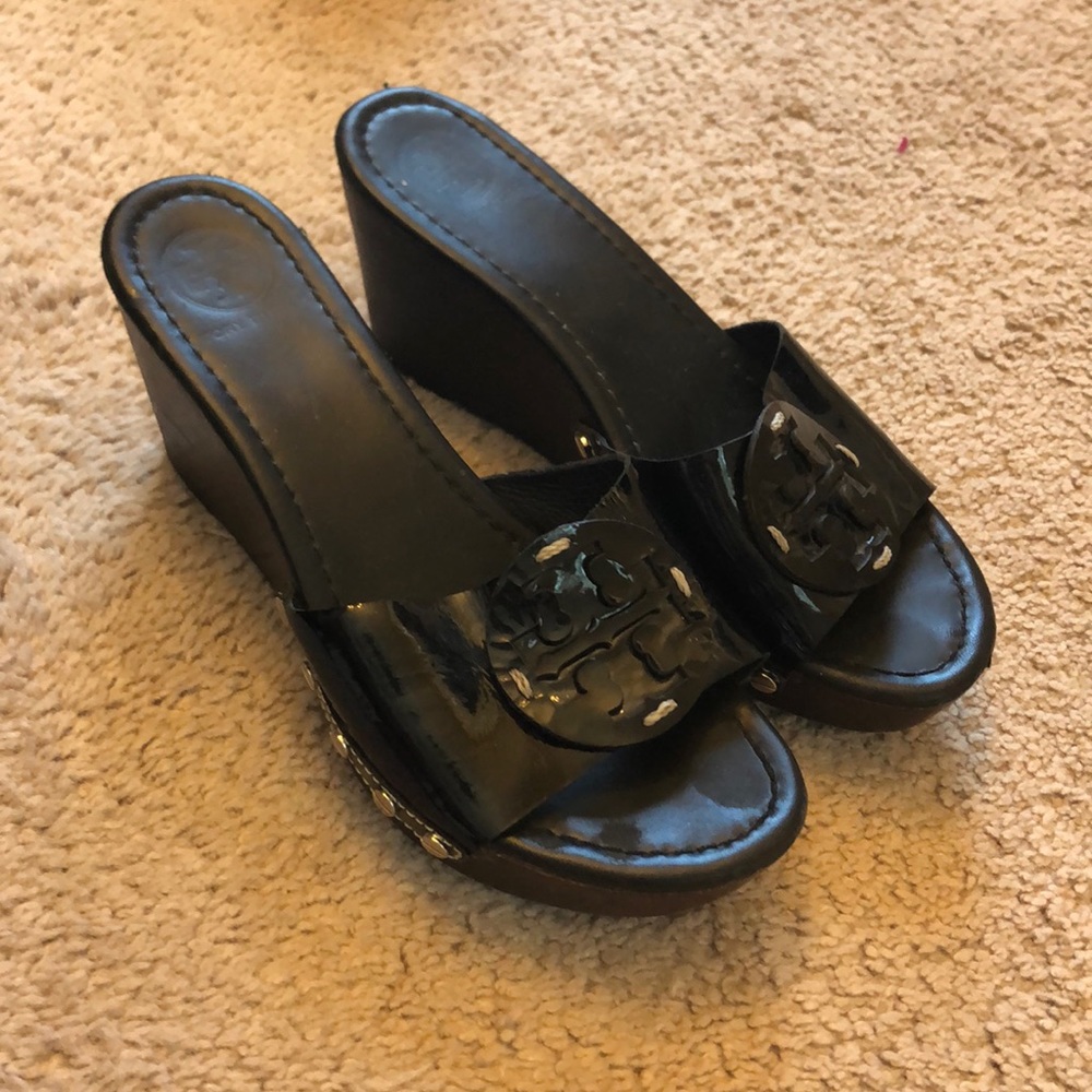 Tory Burch wedges size 8